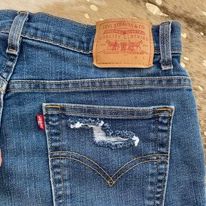 Distressed Levi’s Shorts